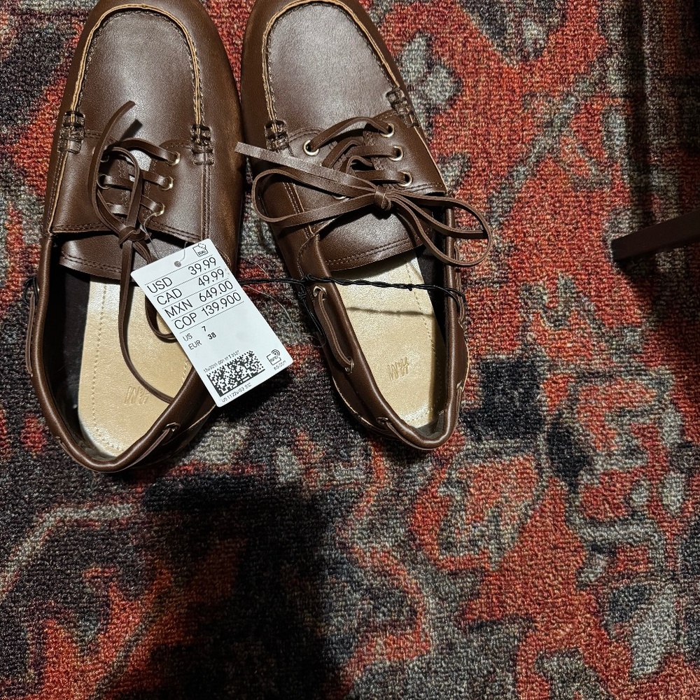 H&M boat shoes